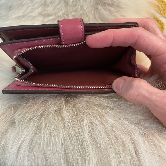 Coach Corner Zip Wallet - Picture 5 of 10